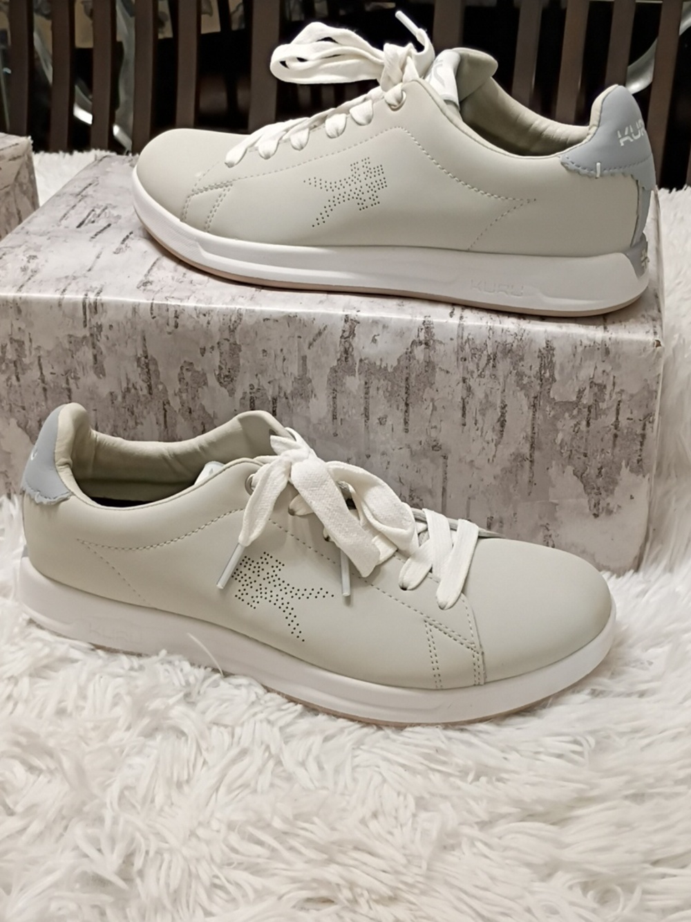 KURU Classic Roam Women's Sneakers Gray Leather Size 8.5M Plantar Fascitis